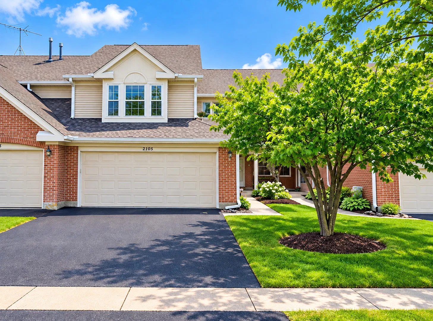 3 bed, 2.5 bath, 1412 sqft, $2,900 — Photo 1