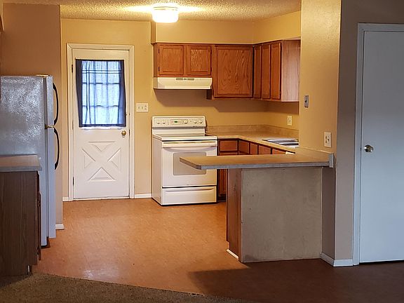 5th image of 3226 Rood Ave #4