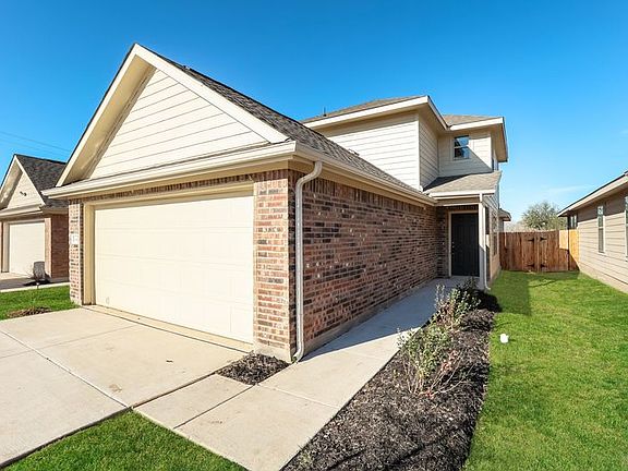 3rd image of 10471 Clearwater Way