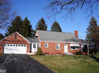 2702 Fulling Mill Rd, Middletown, PA 17057