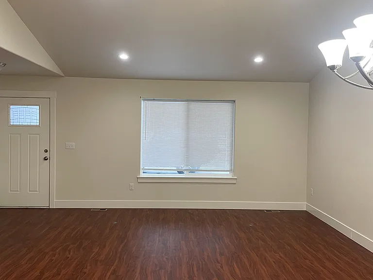940 W Wilder Ave — Photo 5