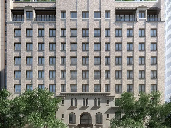 225 E 19th St #206, New York, NY 10003