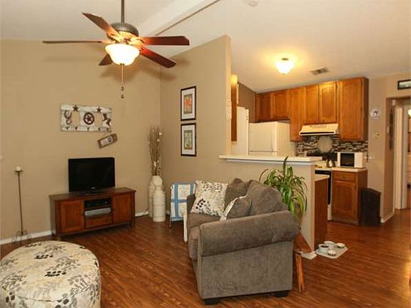 3rd image of 5217 Canyon Creek Dr
