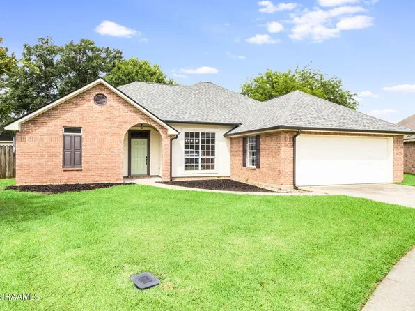 508 Emancipation Dr, Broussard, LA 70518
