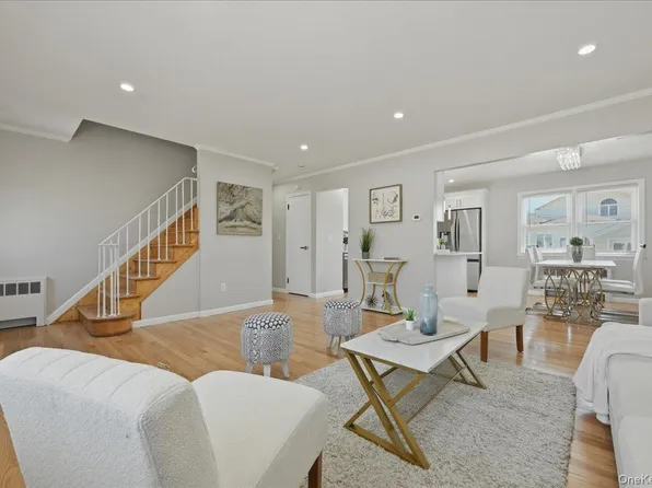 2726 Orchard Street, North Bellmore, NY 11710