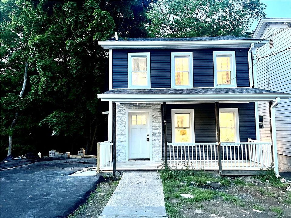 1st image of 38 Monhagen Avenue