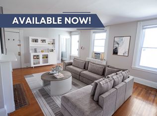 1419 Spruce St #3R, Philadelphia, PA 19102