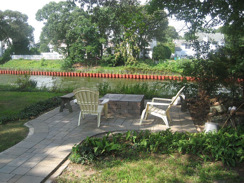 2nd image of 1114 Burnt Tavern Rd