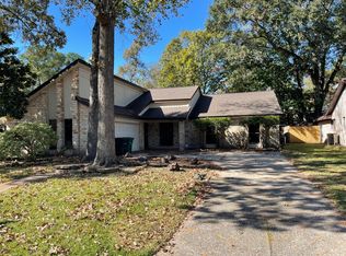 2915 Brookdale Dr, Humble, TX 77339