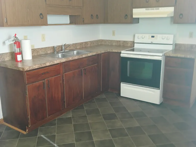 Galveston Dr — Photo 11