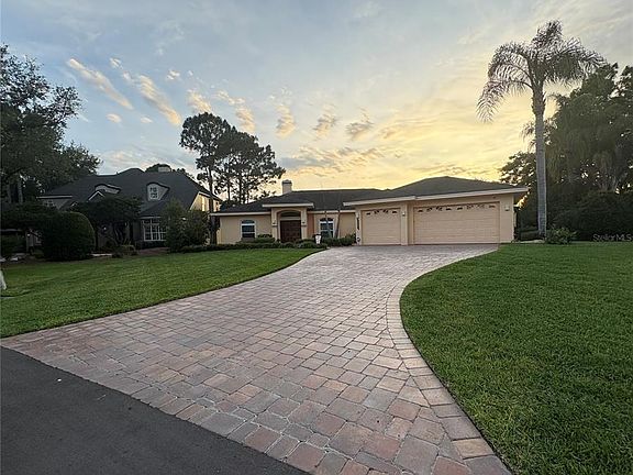 2nd image of 2968 Plantation Rd
