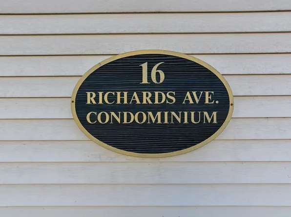 16 Richards Ave APT 306, North Attleboro, MA 02760