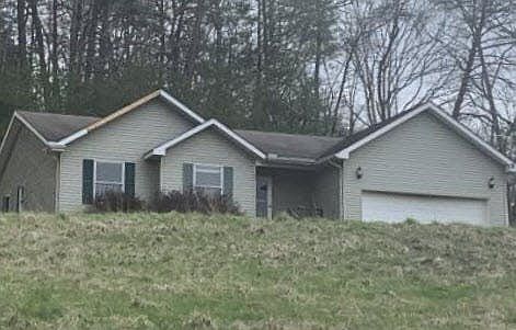 1st image of 136 Circle Way