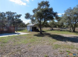 13860 State Highway 111 N, Edna, TX 77957