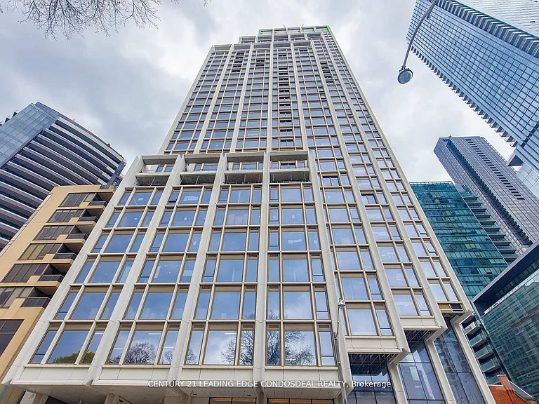 1315 Bay St #502 — Photo 2