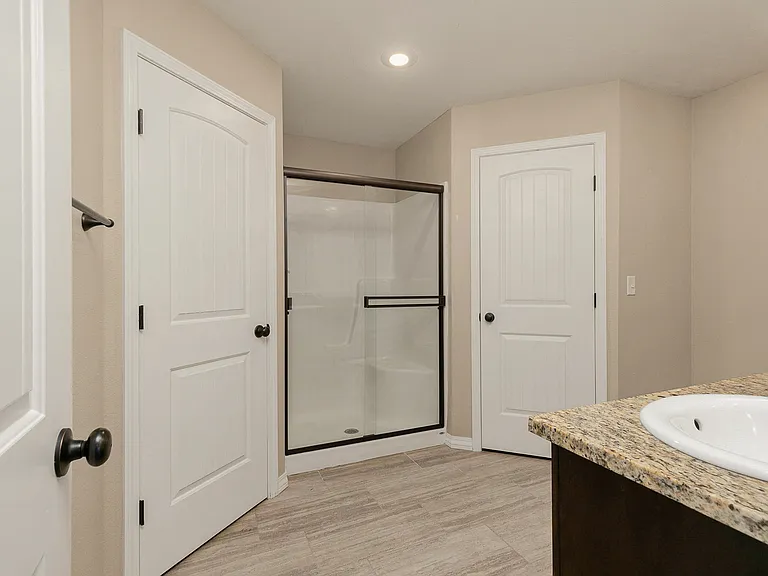 1053 S Christopher Ave — Photo 14
