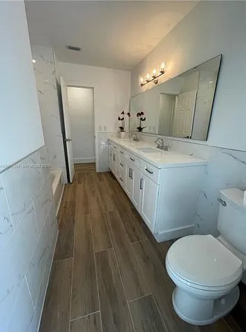 10343 SW 114th St — Photo 7