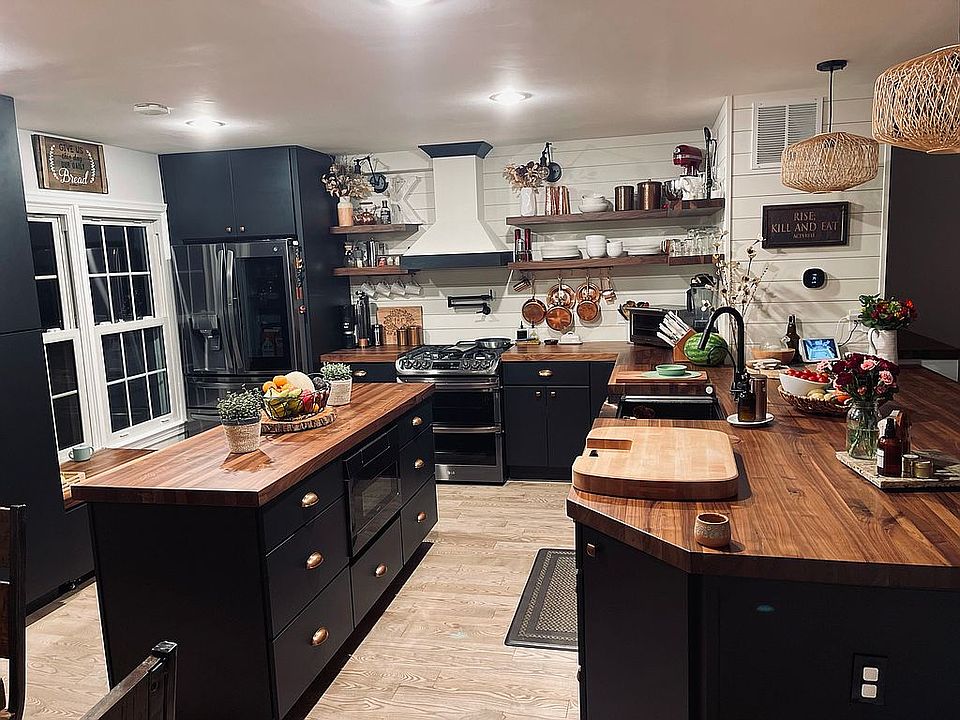 1st image of 12219 Apple Orchard Ct