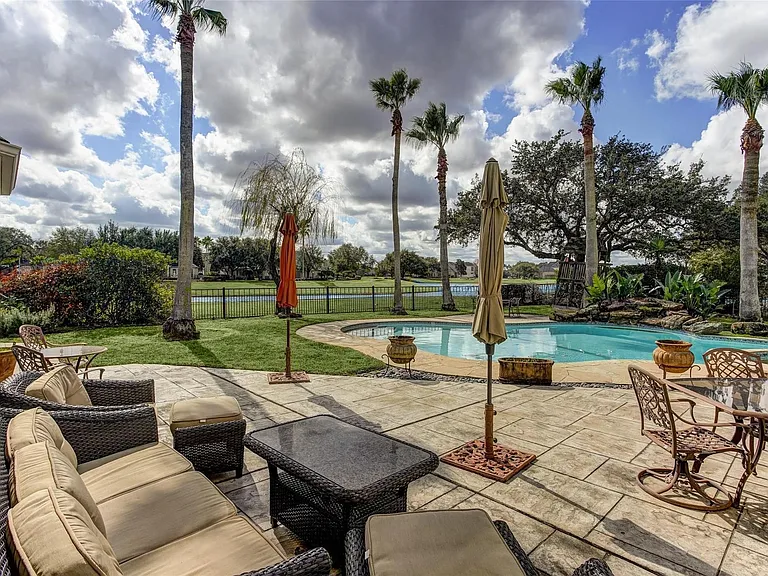 13703 Lakeshore Way Cv — Photo 1
