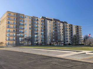 5400 Walnut Ave UNIT 308, Downers Grove, IL 60515