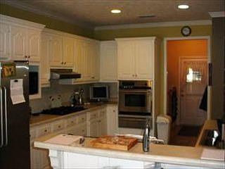 5th image of 205 Gardenia Dr