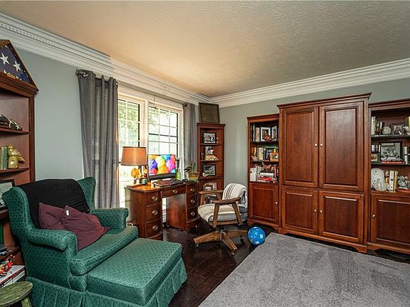 5th image of 4917 Glenwhite Dr