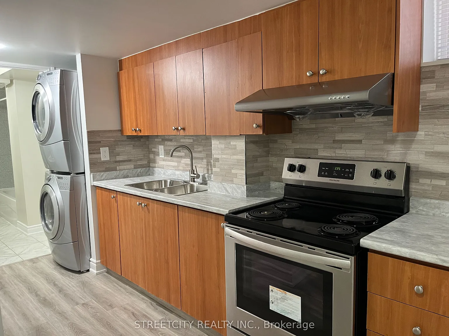2 bed, $1,700 — Photo 4