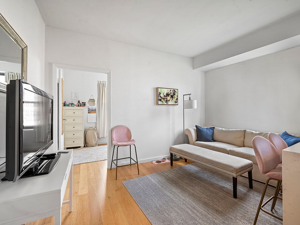 1st image of 298 Mulberry St APT 3P