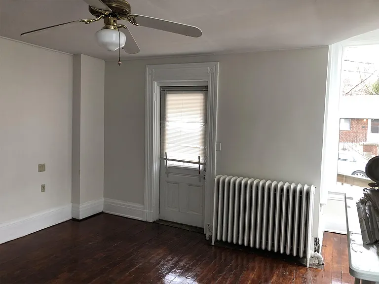 1st floor living room