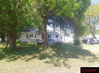 8900 SW 13th St, Waseca, MN 56093
