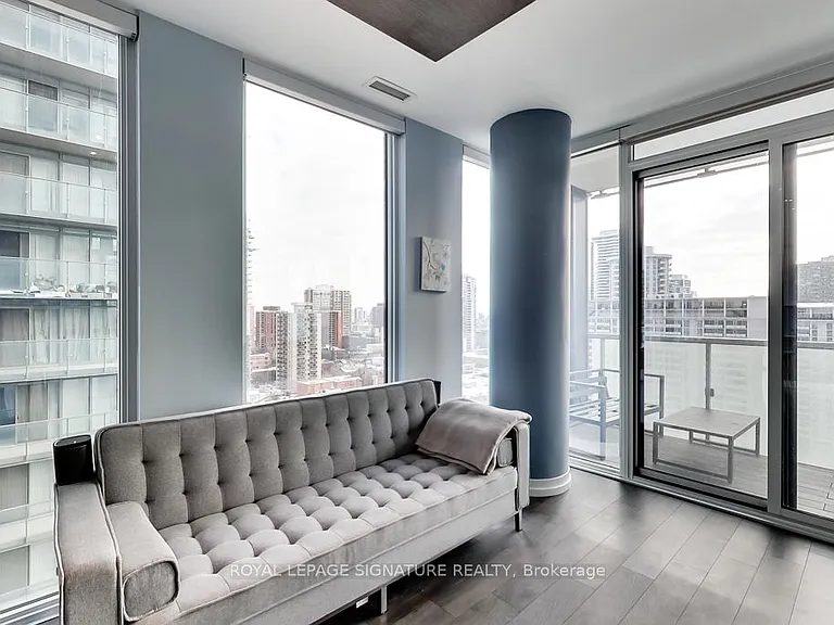 28 Wellesley St E #1704 — Photo 11