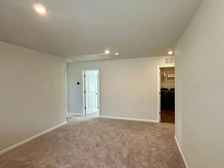 2123 Lavender Meadows Ct — Photo 13