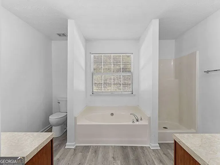 305 Nunnally Dr — Photo 26