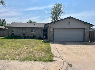 412 Teakwood Ave, Yukon, OK 73099