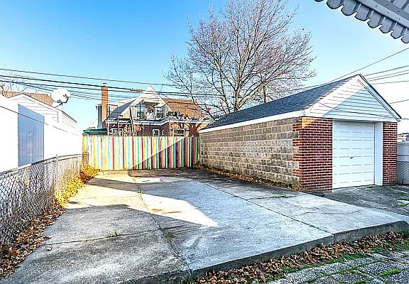 4th image of 7751 251st St