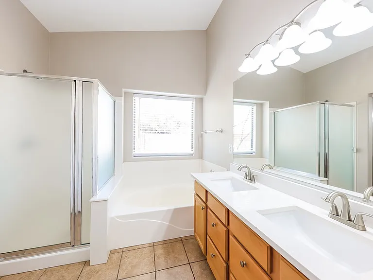 8328 S 48th Dr — Photo 12