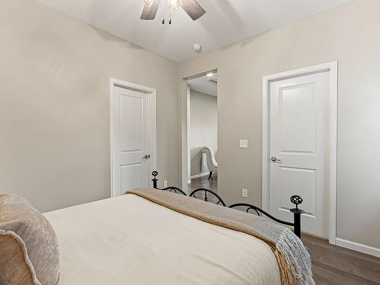 9337 Iron Mountain Way — Photo 15