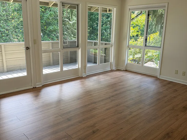 2507 Medina Cir — Photo 17