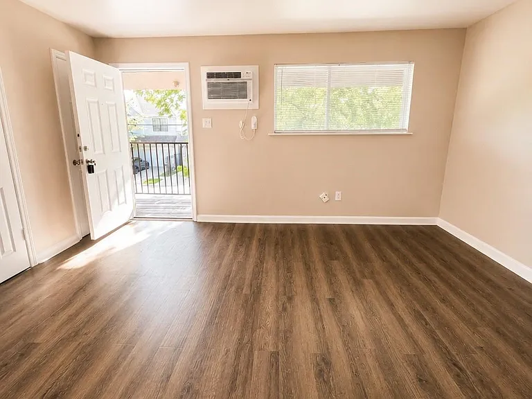 1756 W Main St #7 — Photo 6
