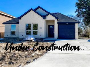 2462 Kemp St, Dallas, TX 75241