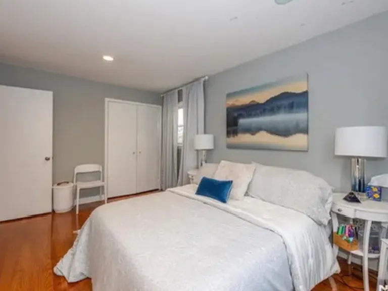 235 Elm Ave #1A — Photo 4