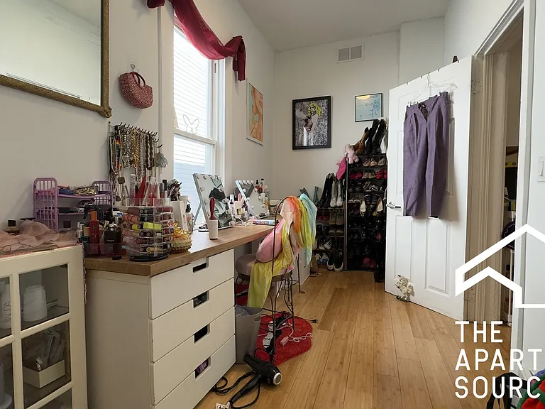 1735 N Fairfield Ave #2 — Photo 11