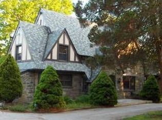 497 Lawrence Rd, Broomall, PA 19008