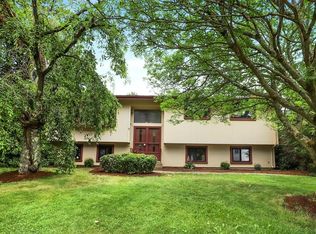 9 Old Farm Rd, Sharon, MA 02067