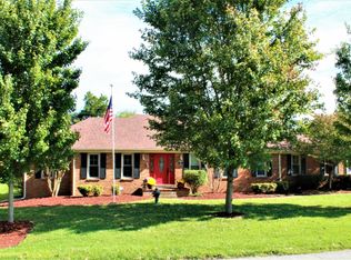 1852 Woodhollow Way, Bowling Green, KY 42103