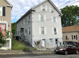 8 Rawlins St, Salem, MA 01970