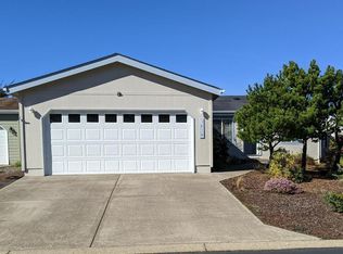 3820 Summit Ridge Cir, Depoe Bay, OR 97341