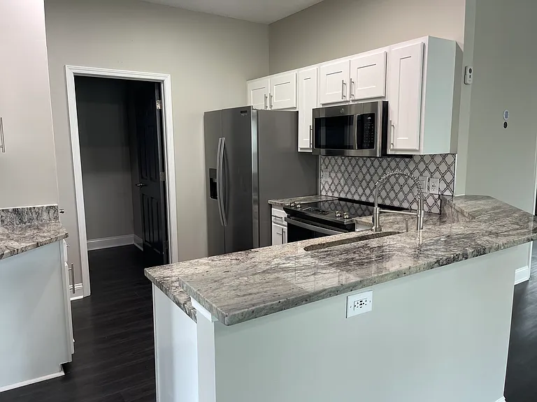 5026 Belleglen Ct #202 — Photo 7
