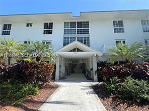 1st image of 290 Sunrise Dr APT 301