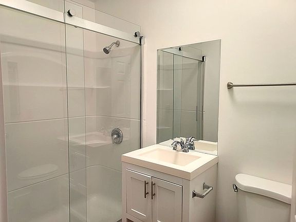 3rd image of 7529 Herschel Ave APT 03